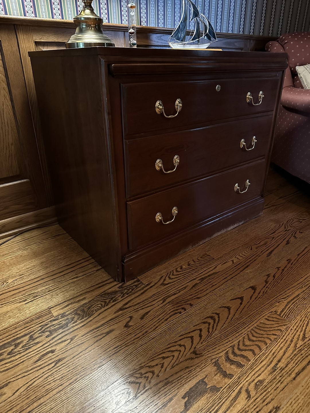Lockable file drawer