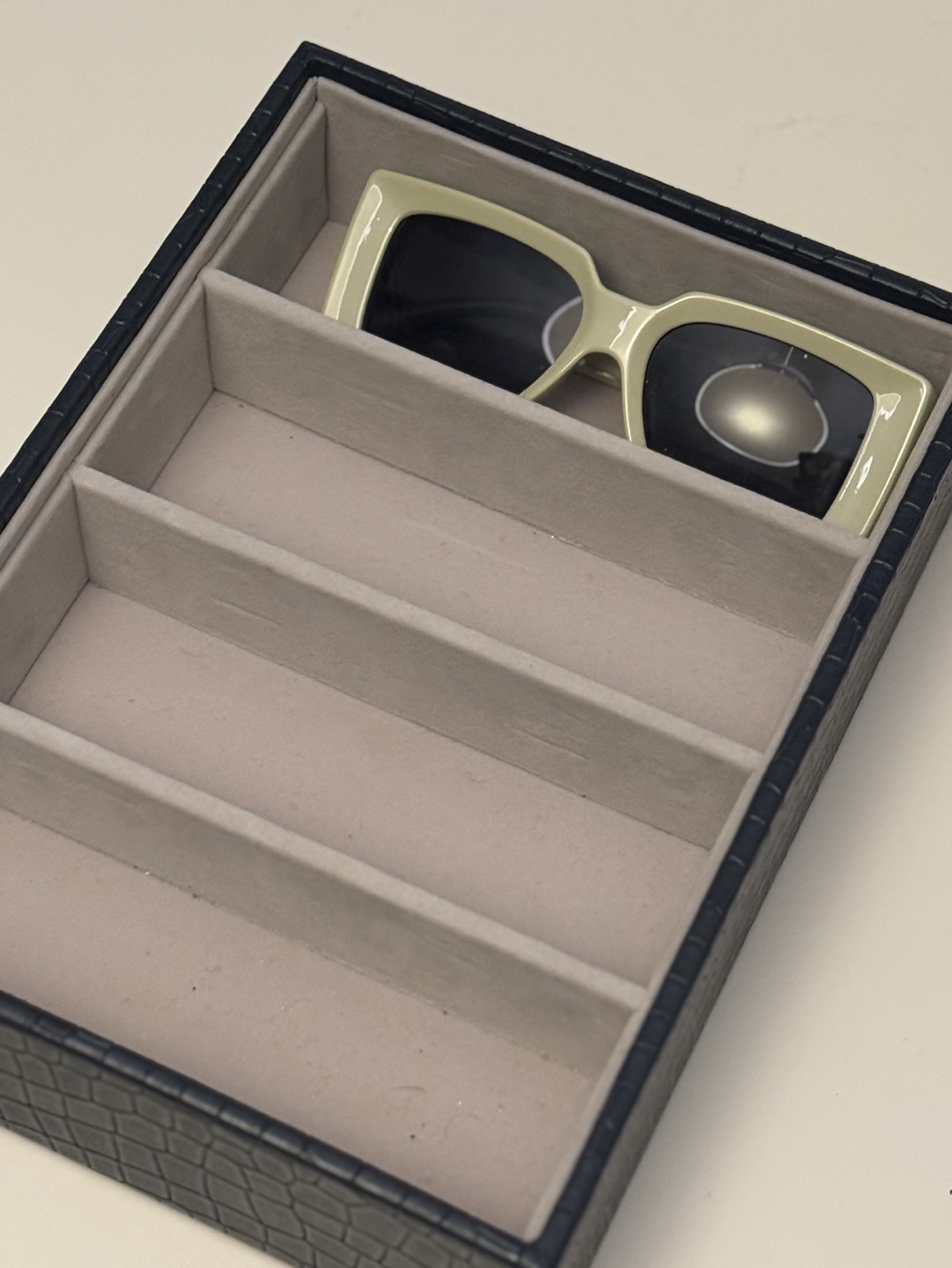 Navy Crocodile Pattern Sunglasses Organizer Box - photo 3