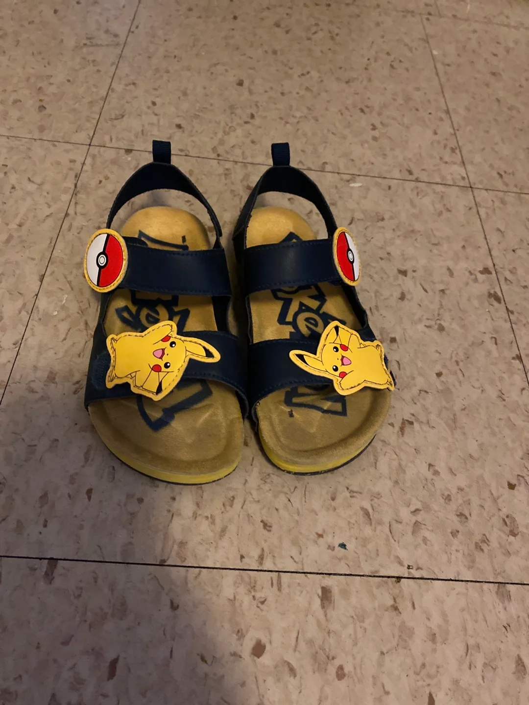 Pokemon Sandals image indicator(2)