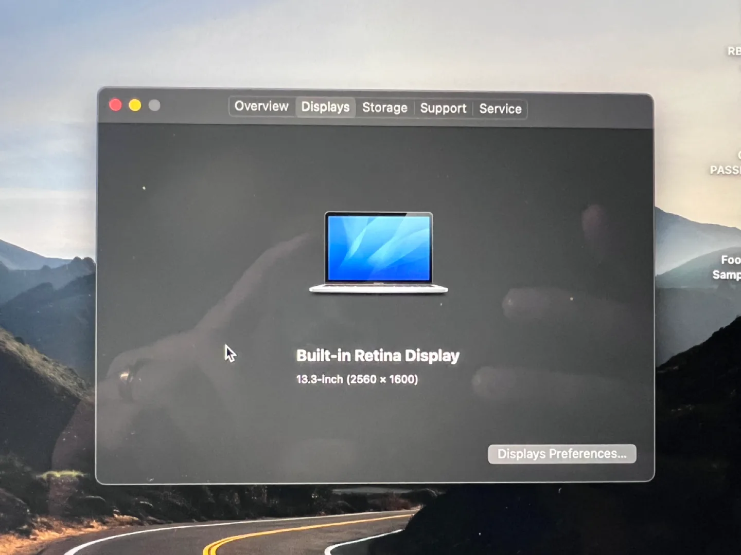 Apple Macbook Pro 13 inch 2017 image indicator(3)