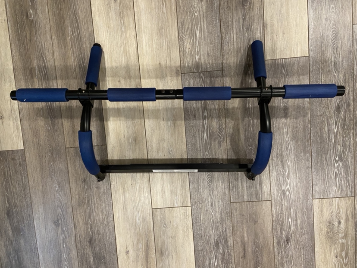 Pull Up Bar