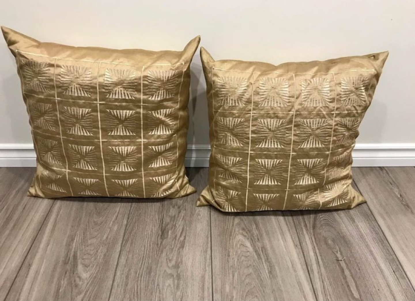 Set of 2 Gold Pillow Covers