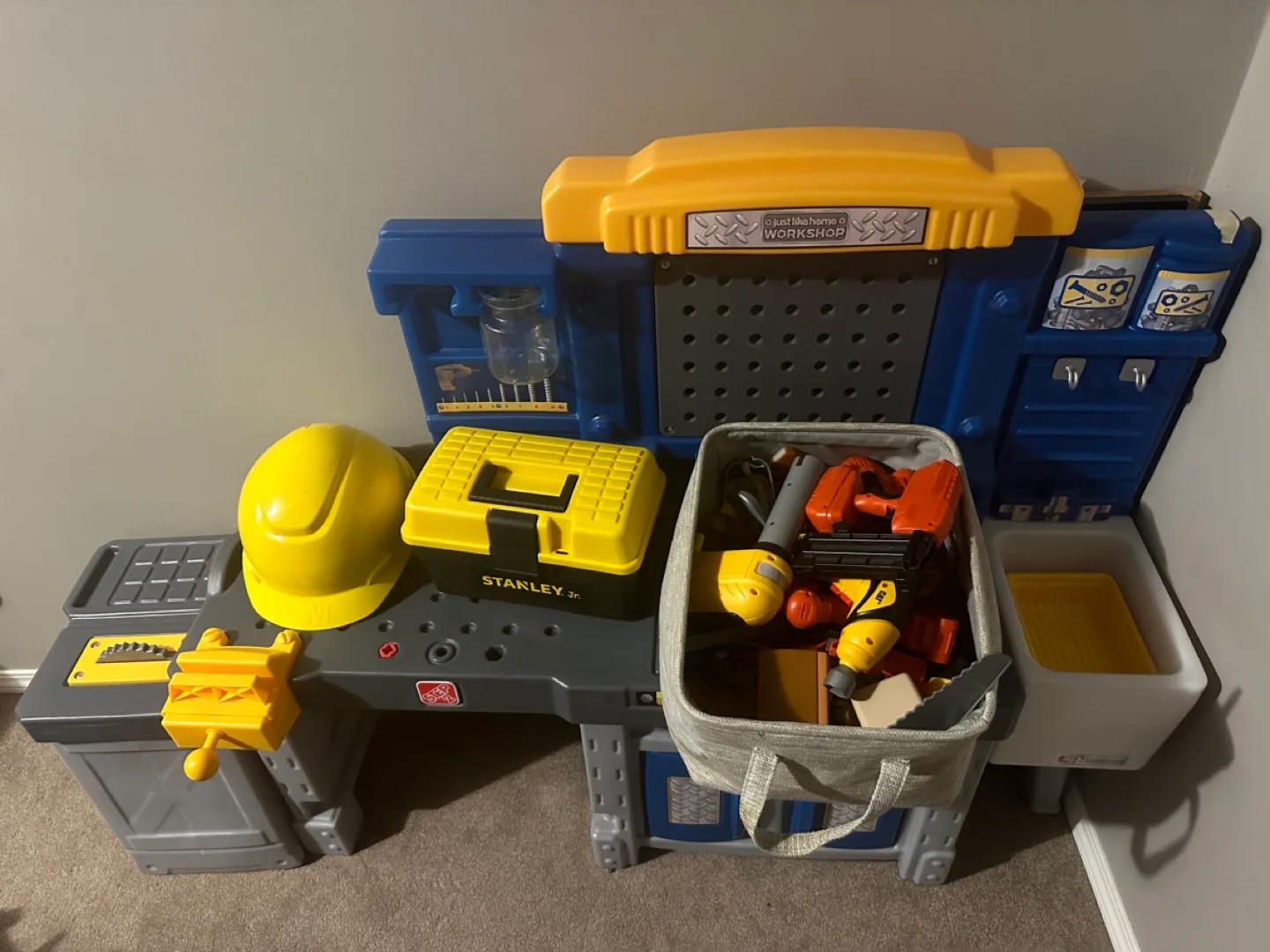 Kids work bench and accessories thumbnail
