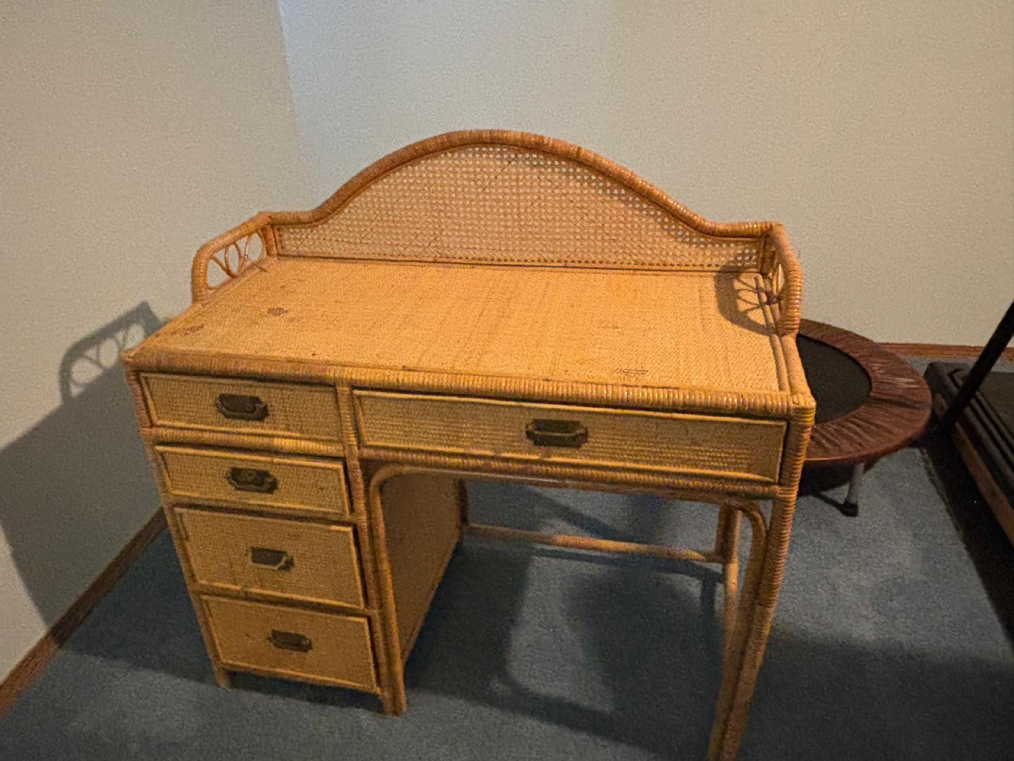 Assorted Furniture - photo 2