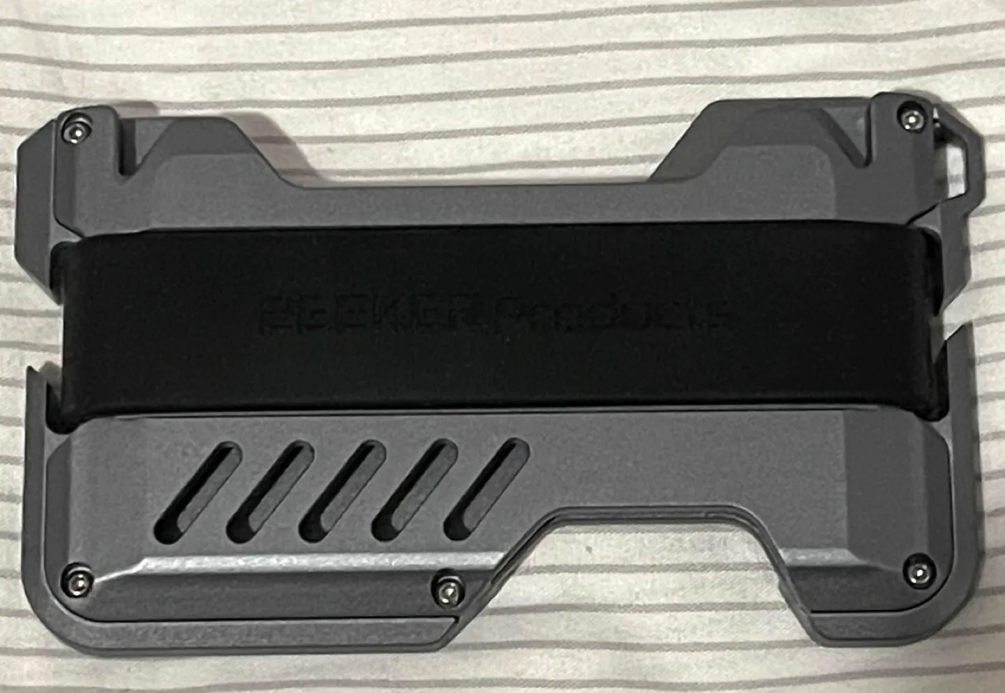 ZEEKER Metal Card Holder Wallet image indicator(2)