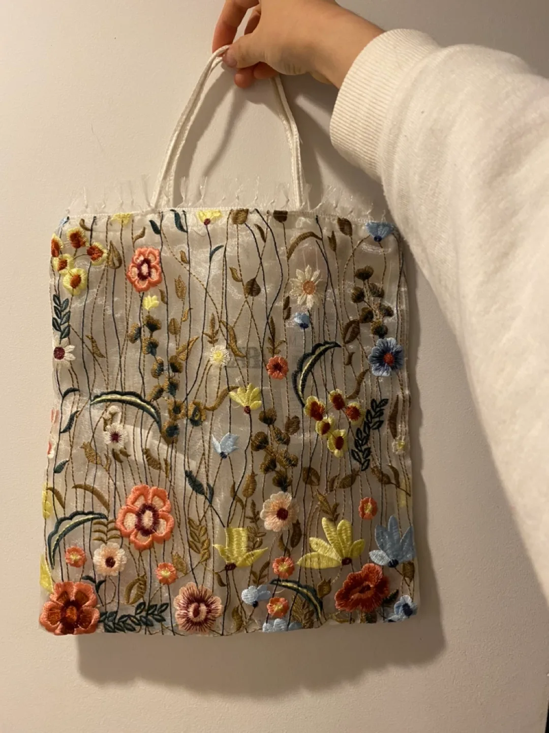 Zara Embroidered Floral tote Bag image indicator(2)