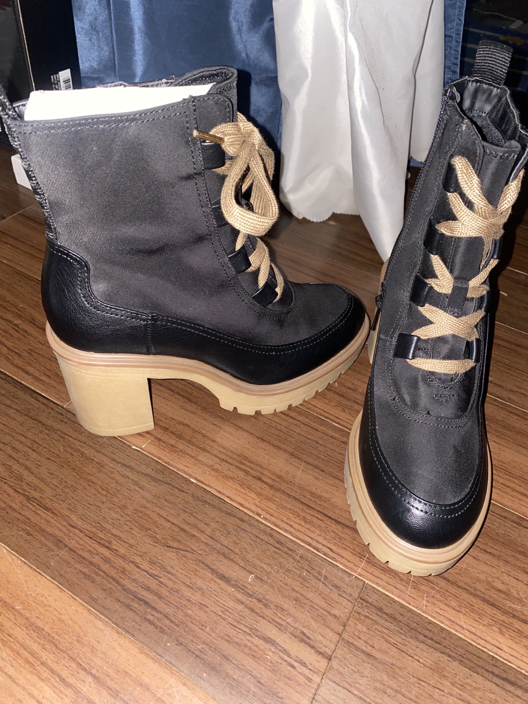 Black Lace-Up Platform Booties - photo 3