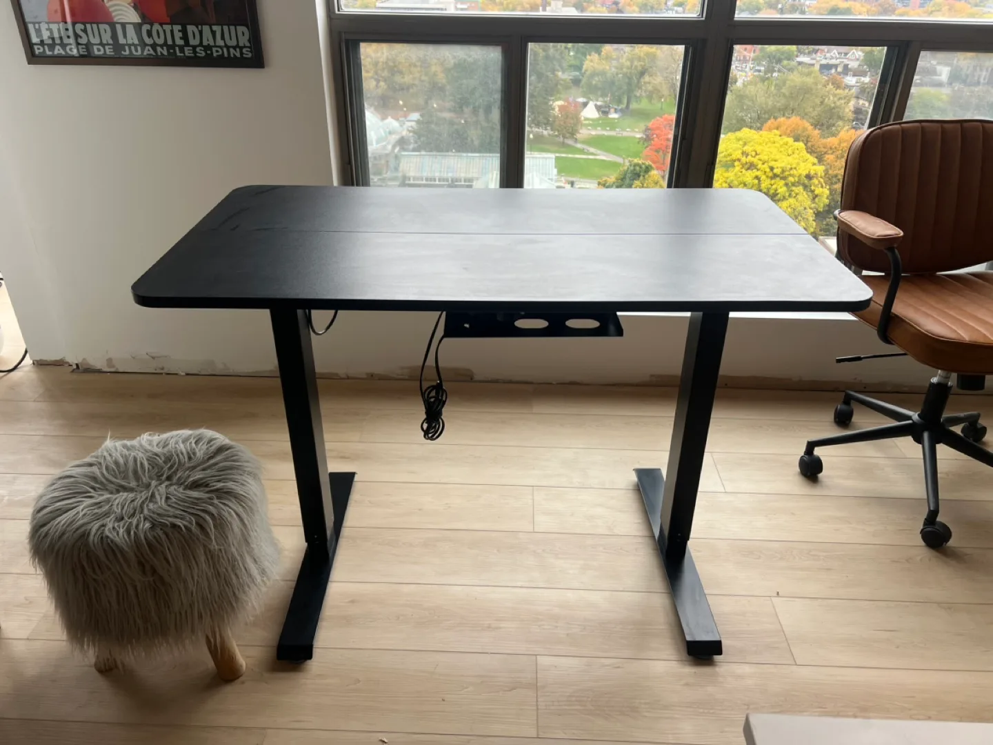 Black Electric Standing Desk thumbnail