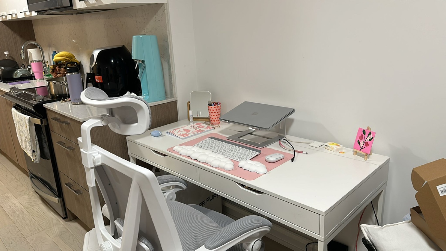 White Desk with Two Drawers - photo 2