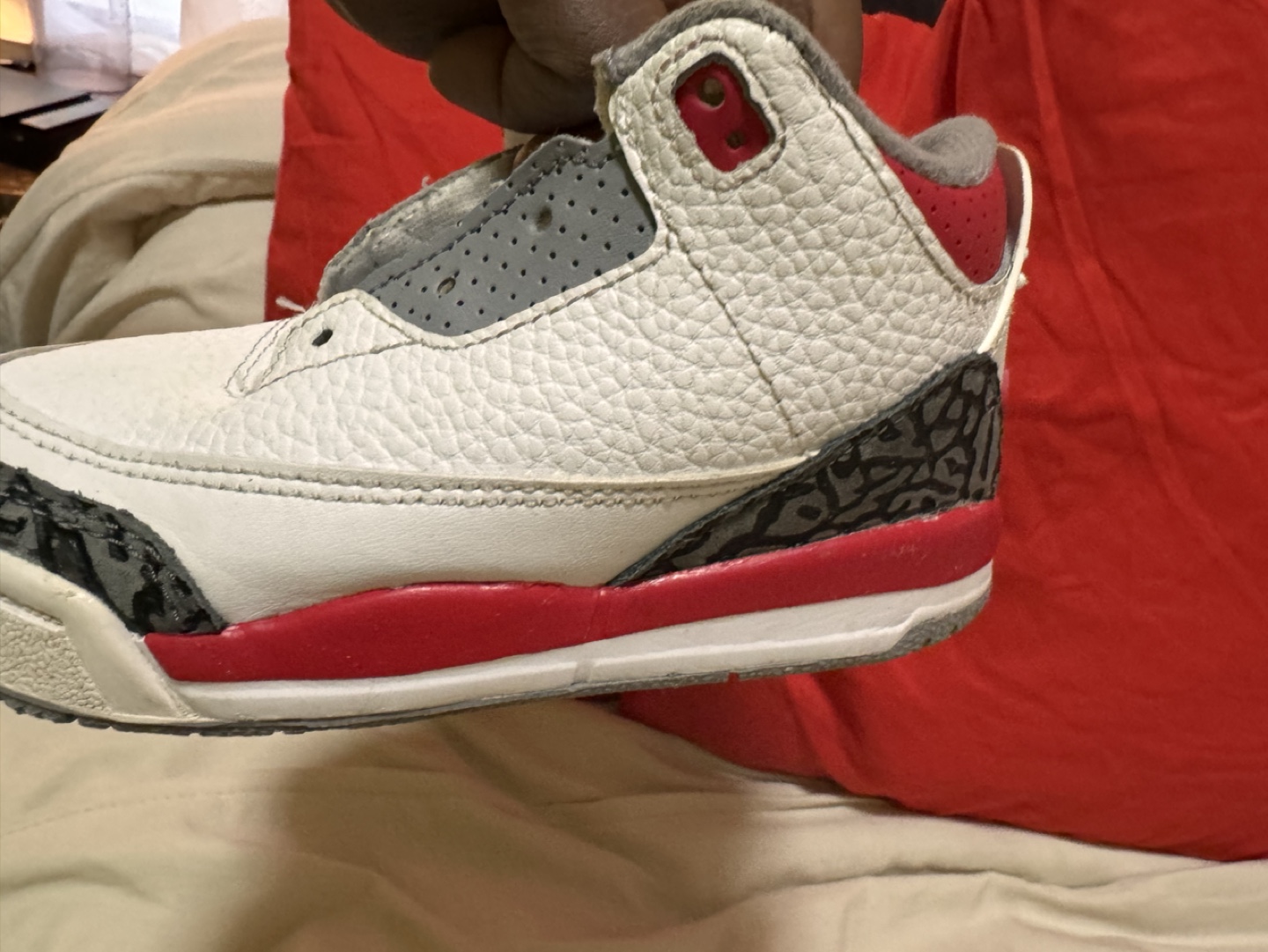 Air Jordan 3 Retro White Cement Size 9C - photo 4