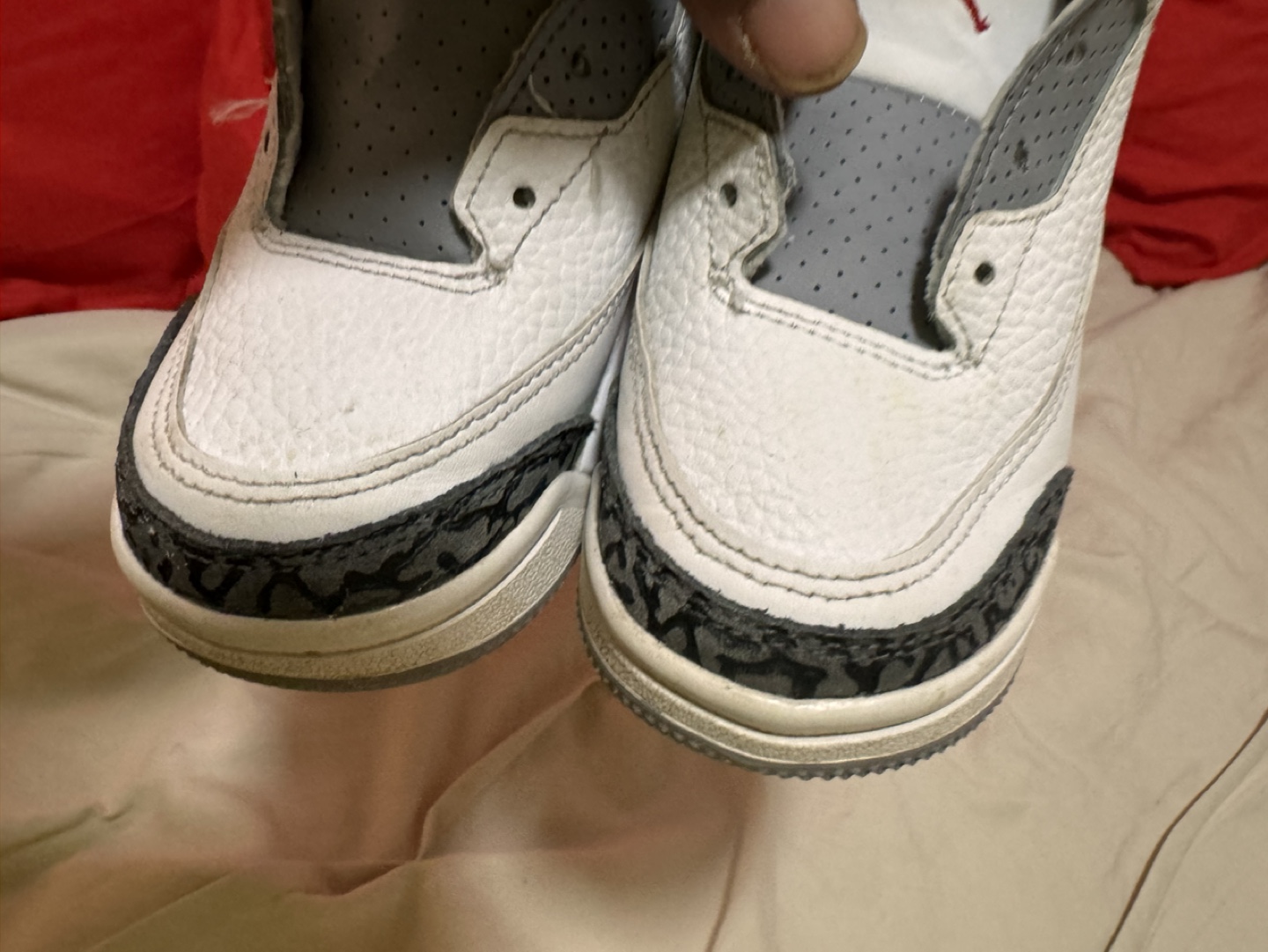 Air Jordan 3 Retro White Cement Size 9C