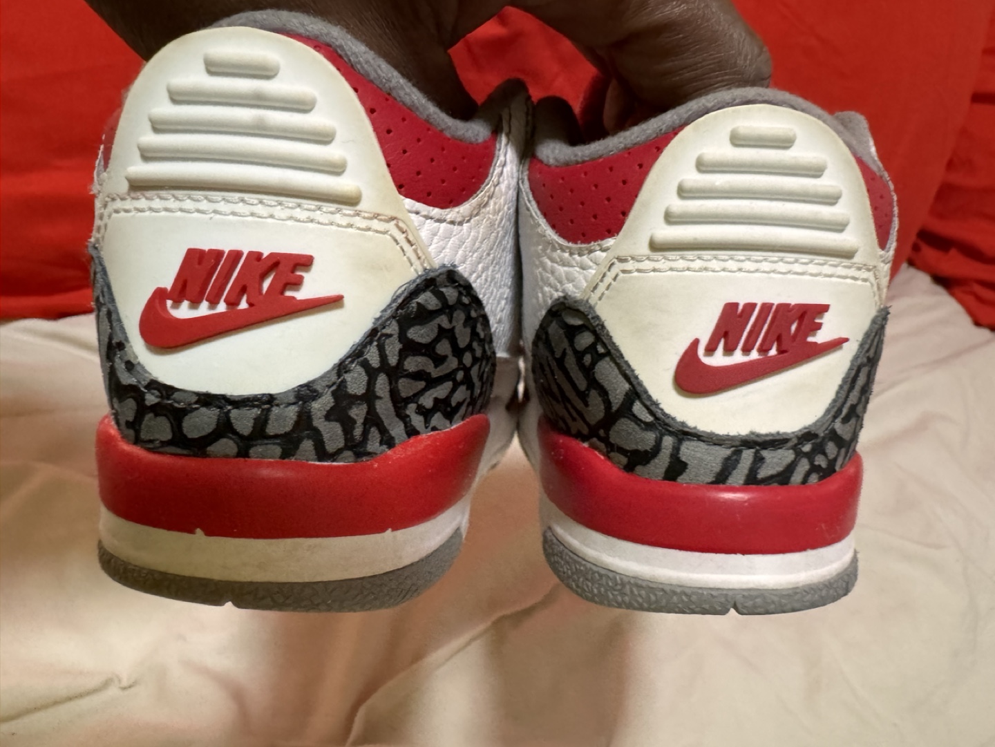 Air Jordan 3 Retro White Cement Size 9C - photo 2