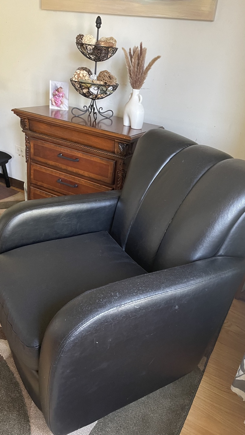 Black Swivel Accent Chair Check more pictures - photo 4