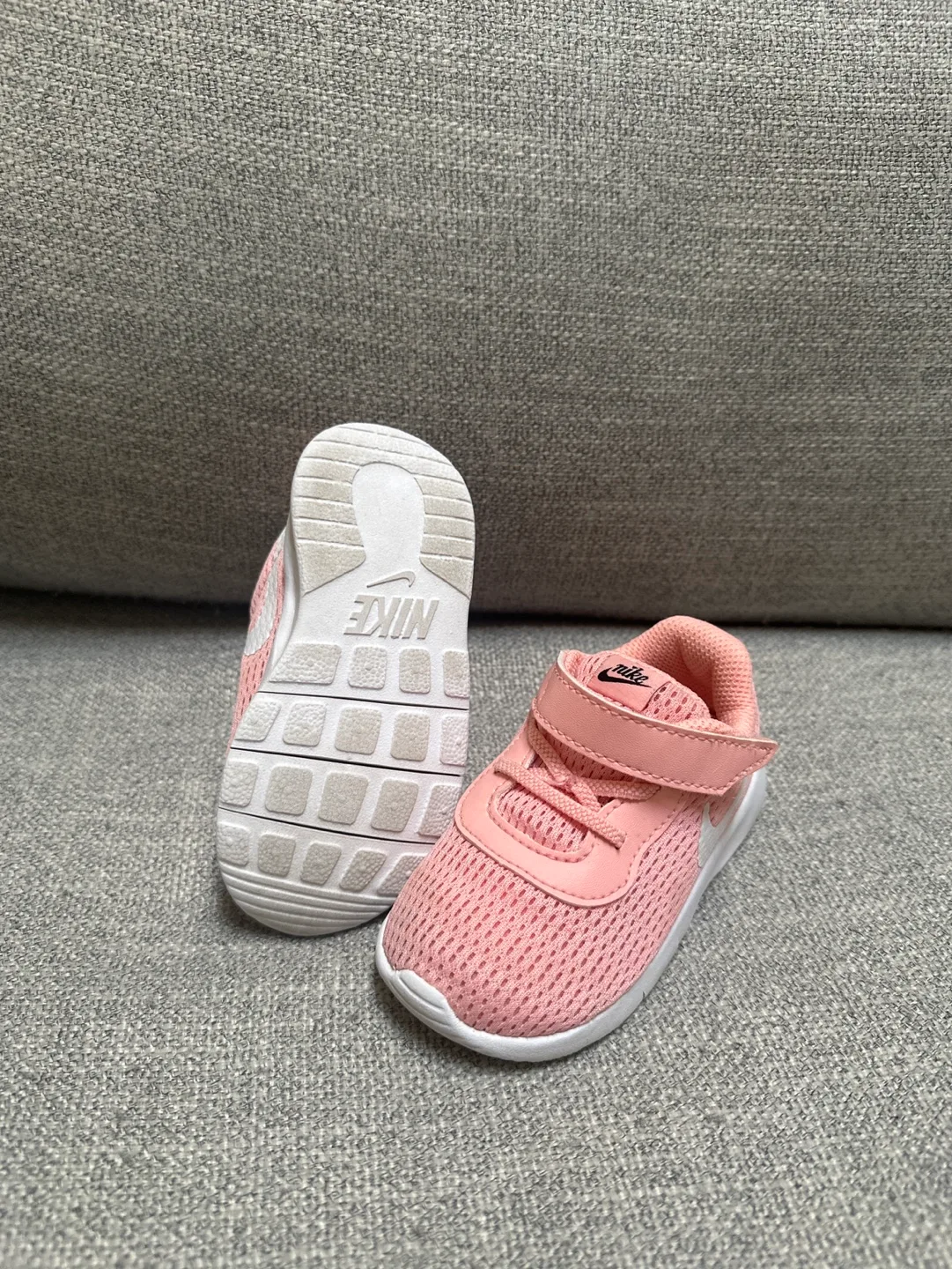 Nike Toddler Pink Running Shoes image indicator(2)
