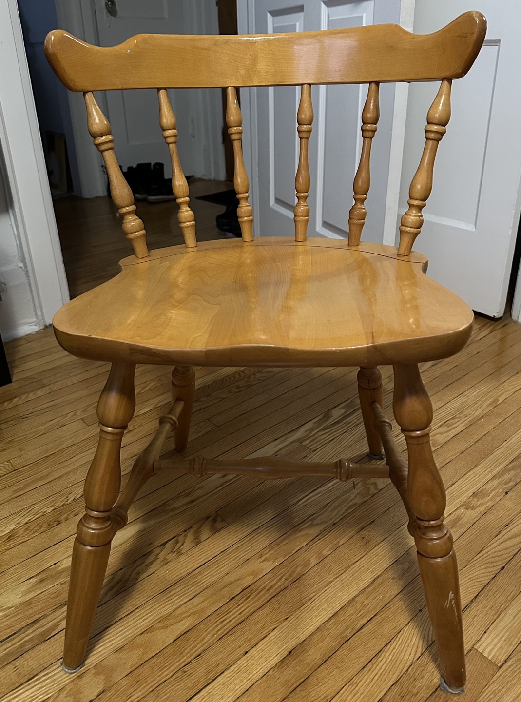 Set of 4 Wooden Chairs - photo 3