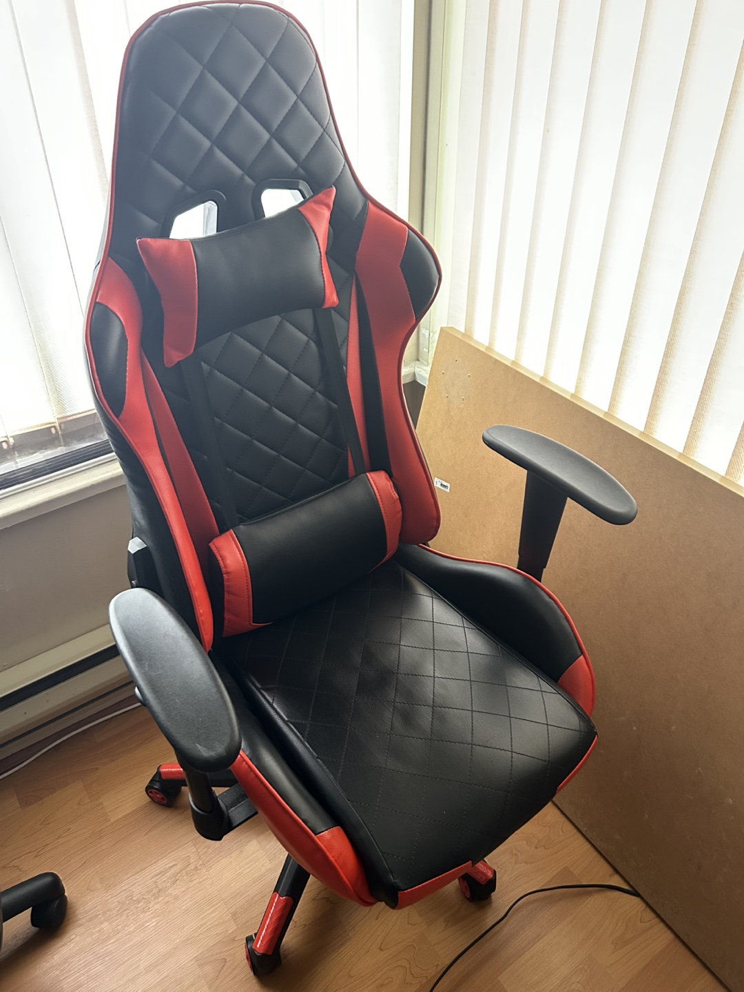 Gaming Chair with Headrest and Lumbar Support