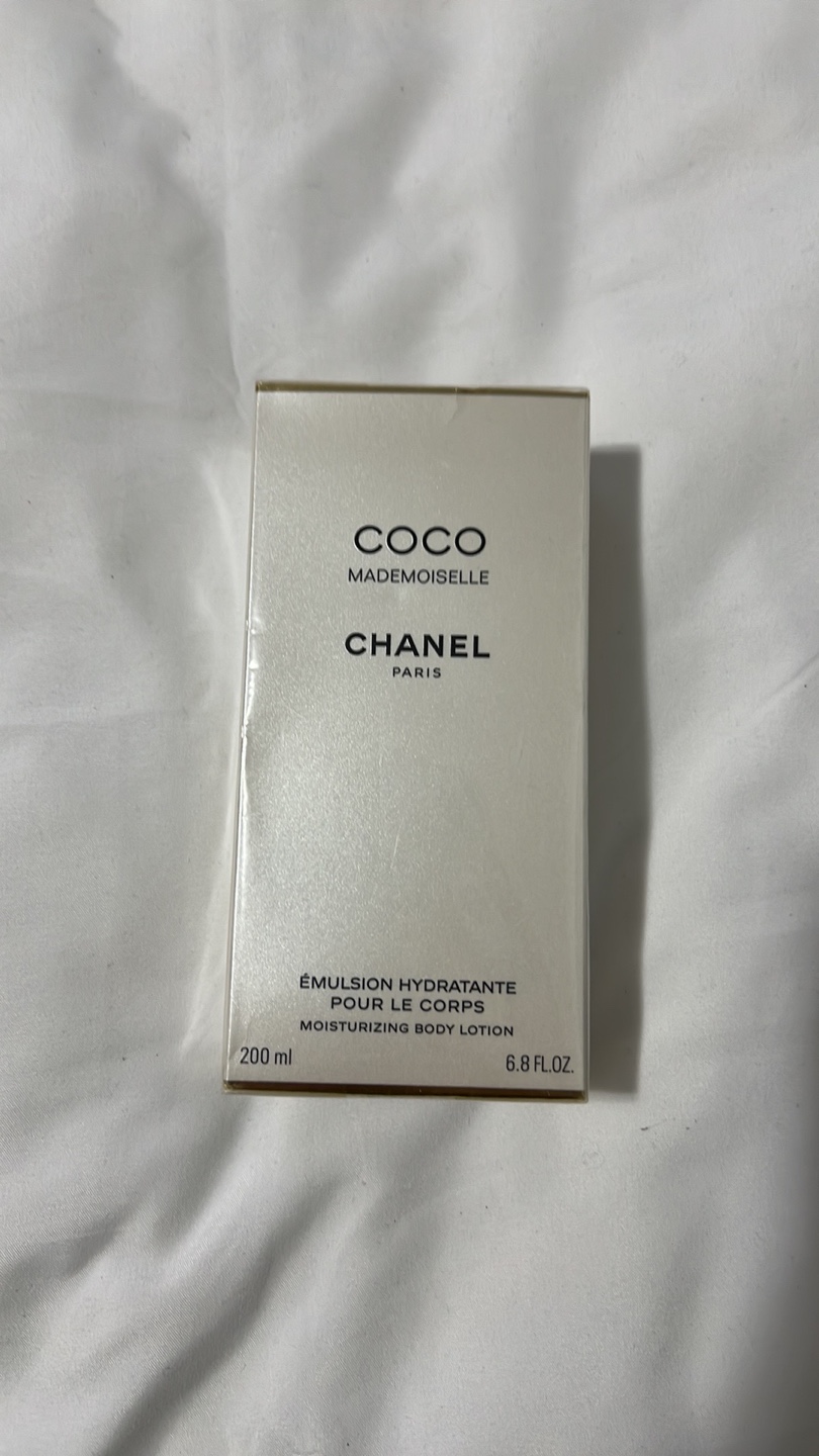 Coco Mademoiselle Moisturizing Body Lotion