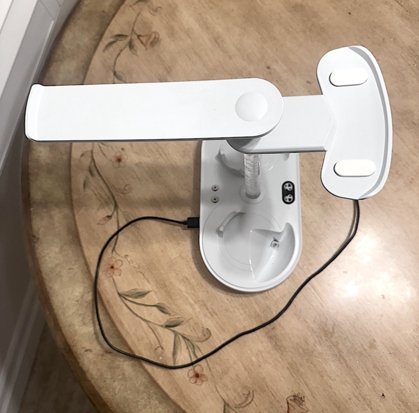 PlayStation 5 VR2 Charging Stand - photo 5