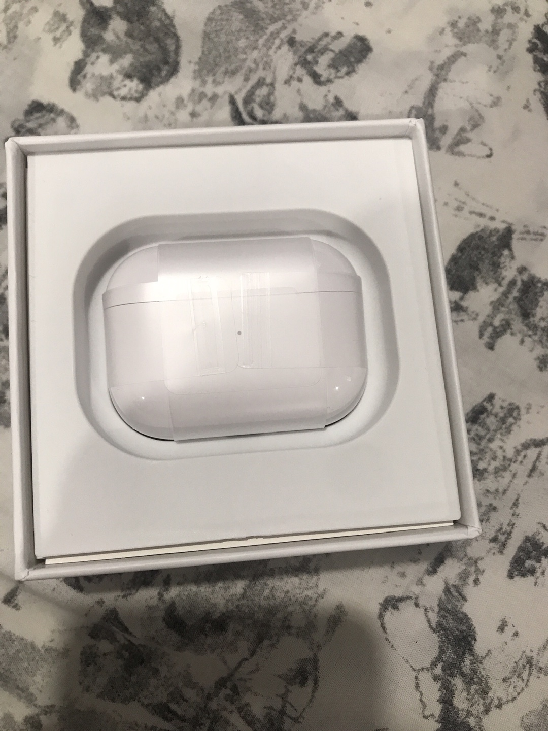 Apple AirPods Pro - photo 3