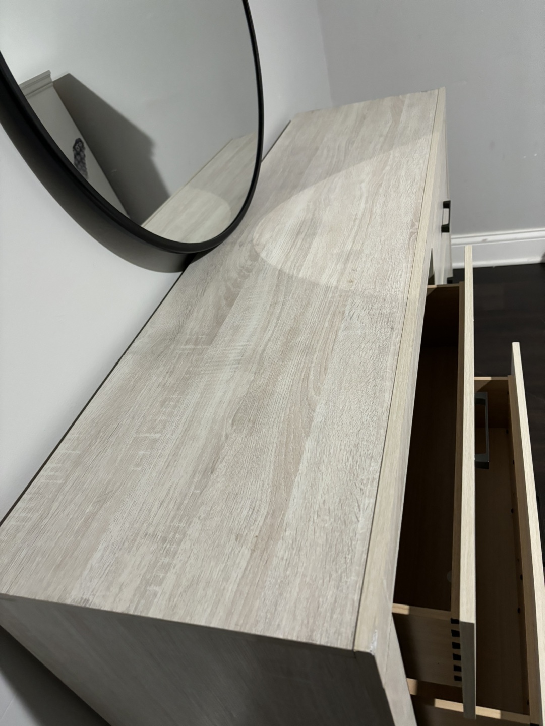 White Wash dresser - photo 4