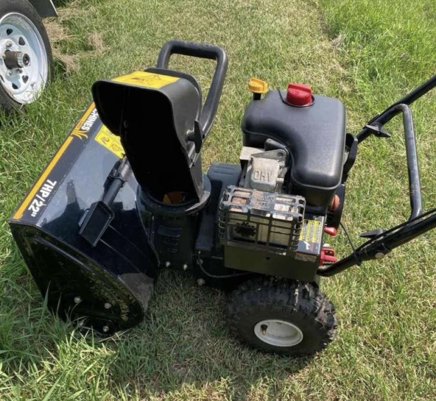 Yard Machines 7HP 22" Snow Blower - photo 4
