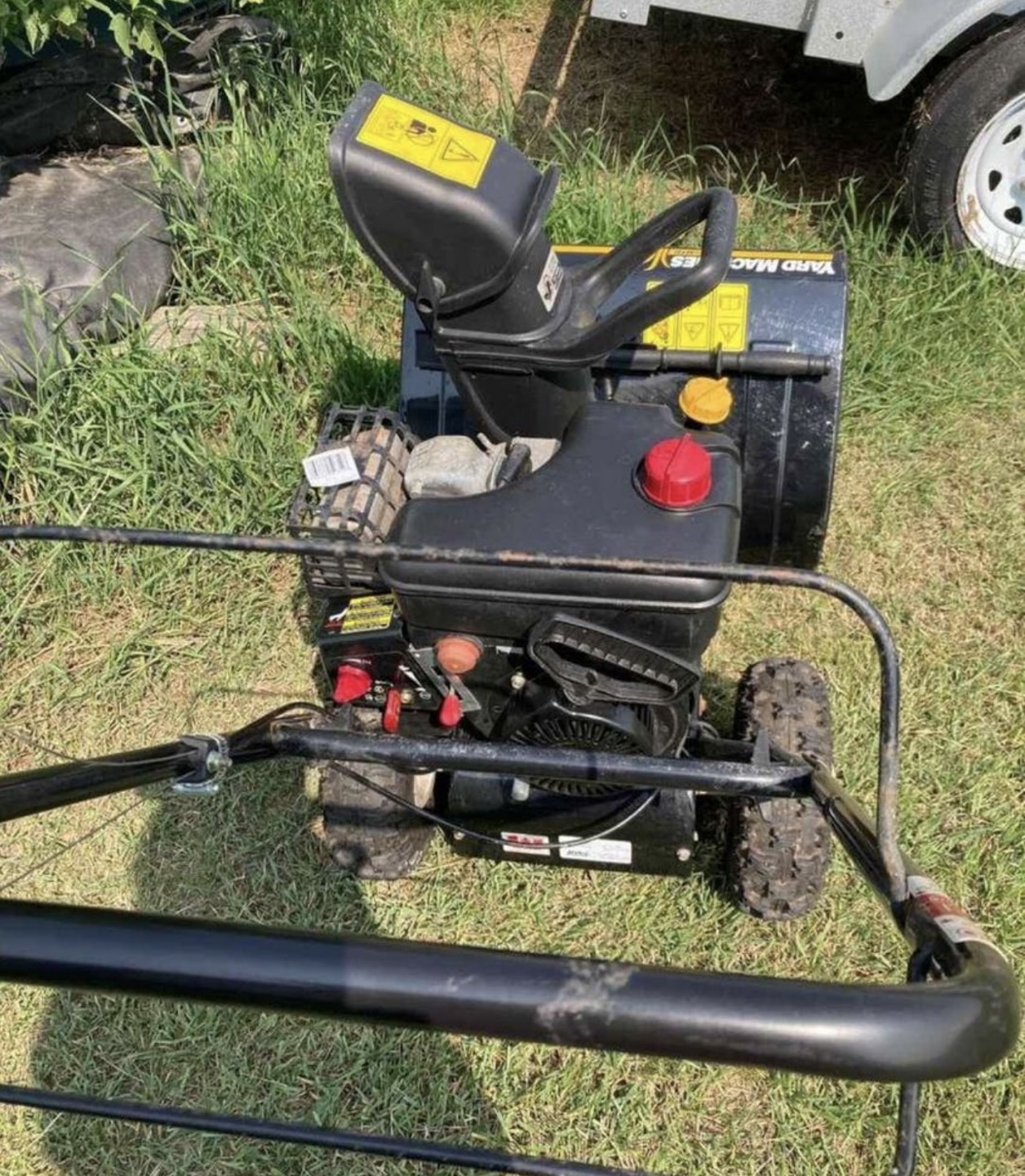 Yard Machines 7HP 22" Snow Blower - photo 2