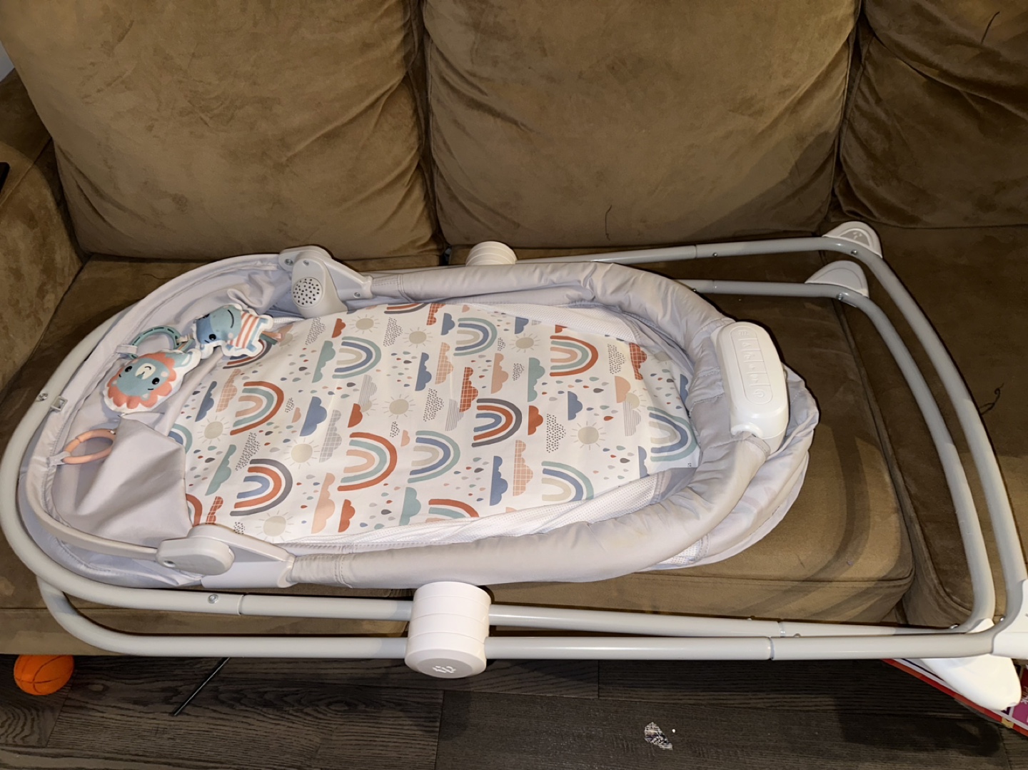 Baby Bassinet with Vibration and Music - photo 4