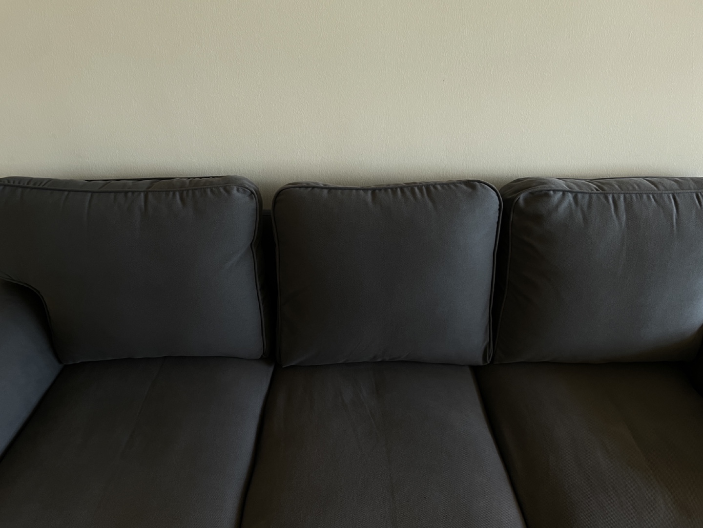 UPPLAND Ikea 3 seater Sofa with Pillows - photo 2