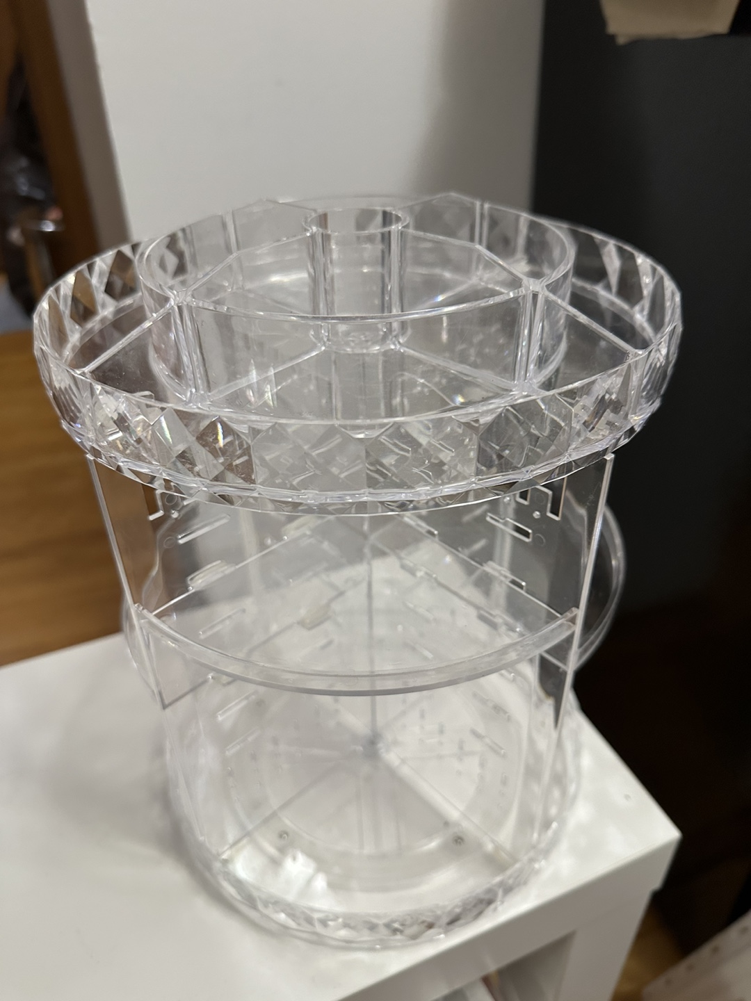 Rotating Makeup Organizer - photo 2