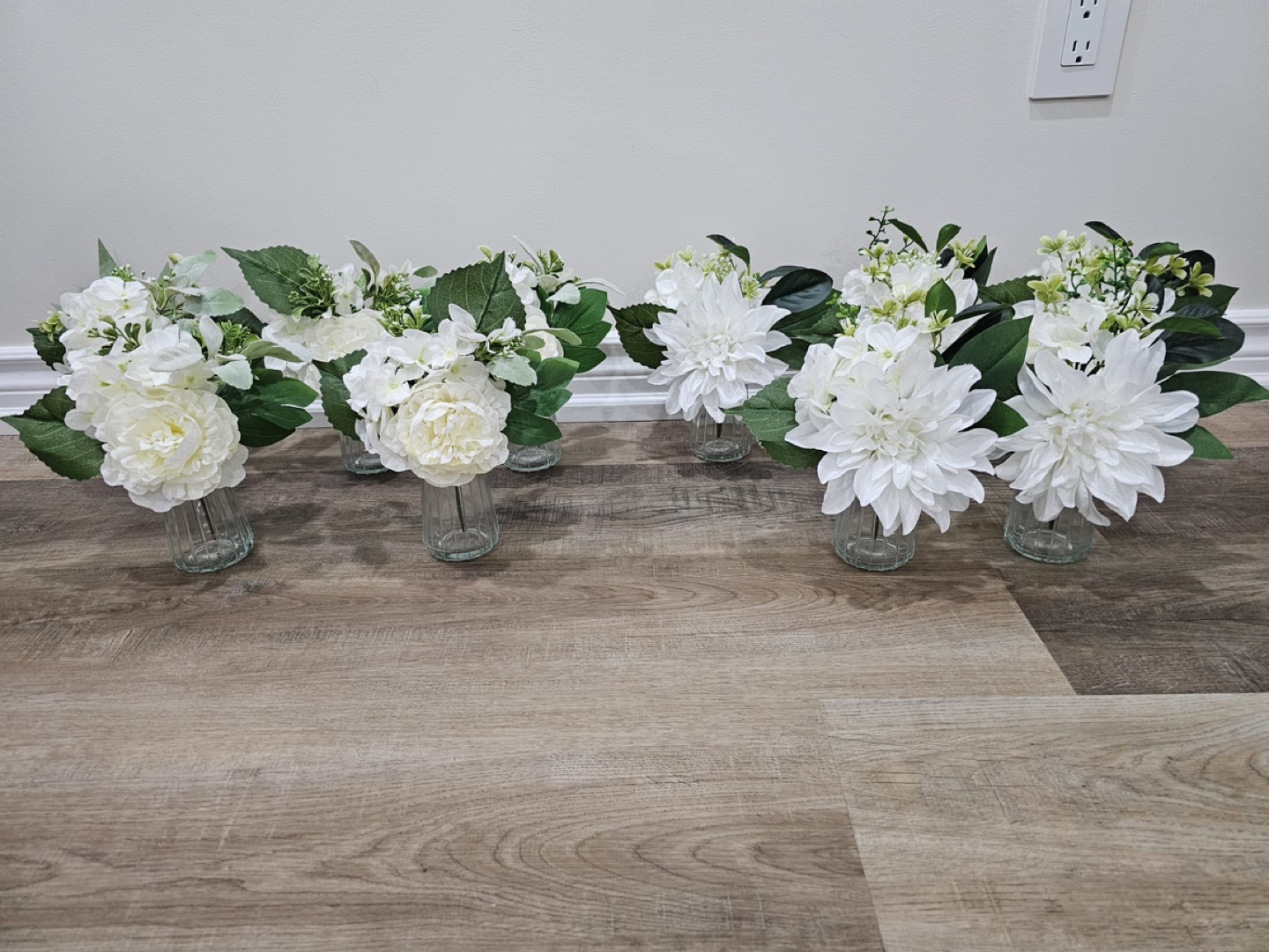 Set of 10 Artificial Flower Arrangements. Height 9” - photo 5