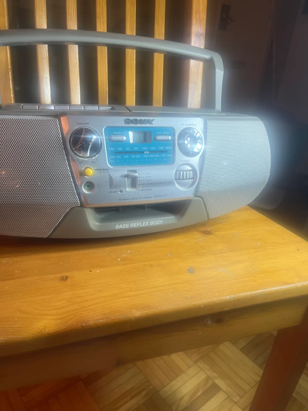 Sony Boombox with CD Player and Cassette Player thumbnail