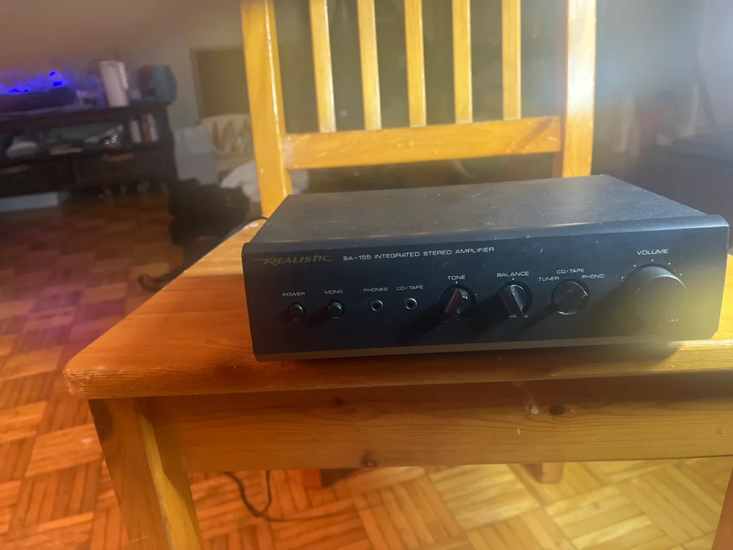 Realistic SA-155 Integrated Stereo Amplifier image indicator(3)