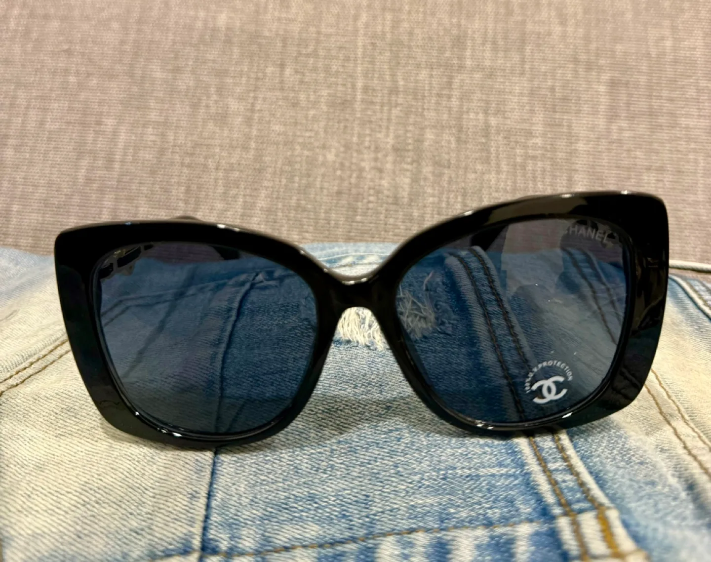 Chanel Sunglasses thumbnail