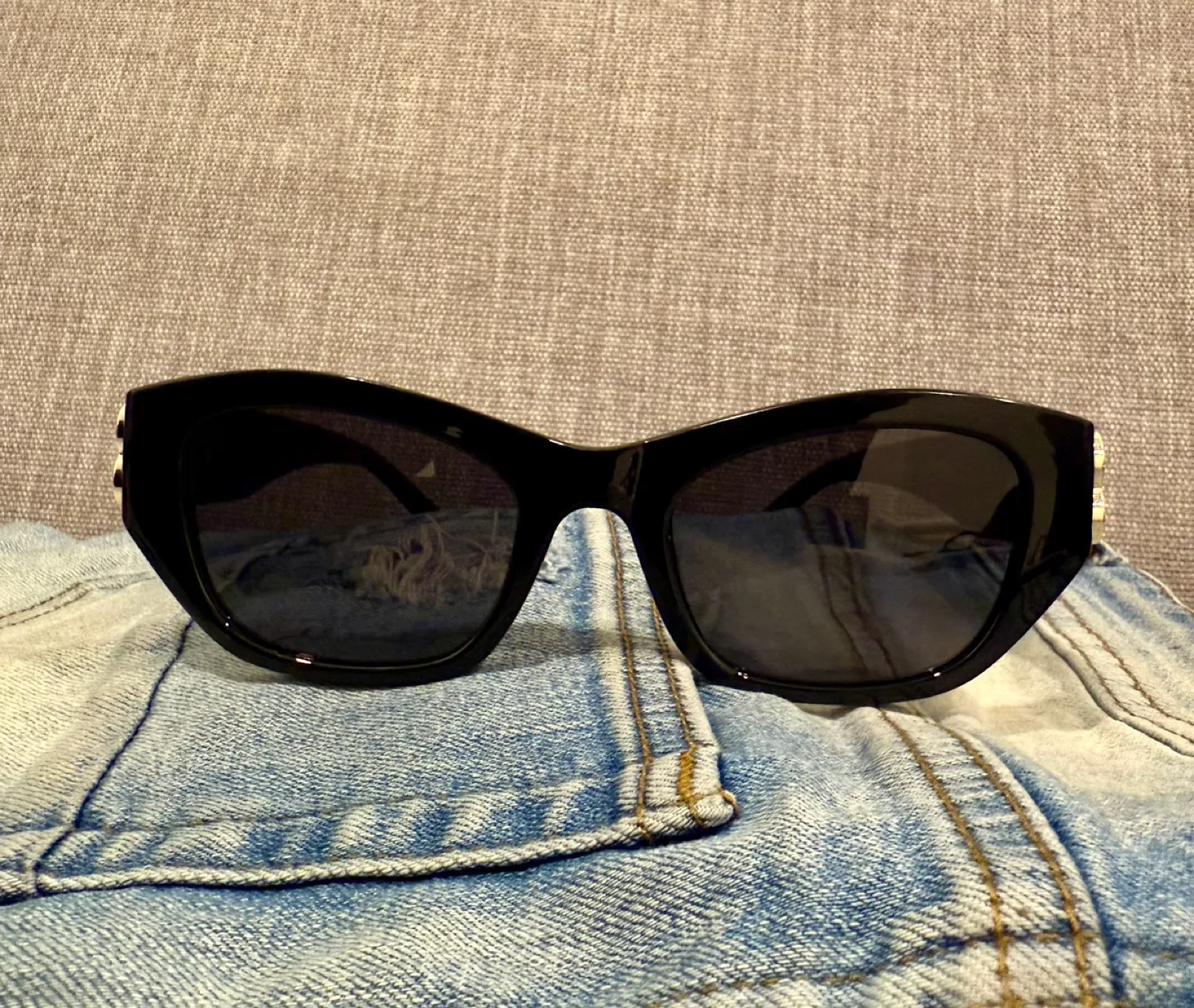 Balenciaga Sunglasses thumbnail