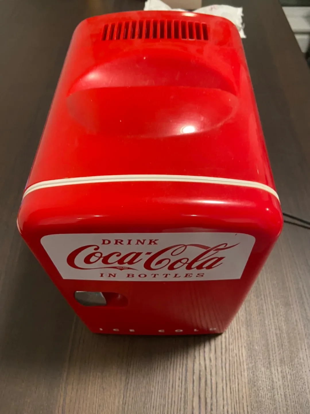 Coca-Cola Mini Fridge image indicator(2)