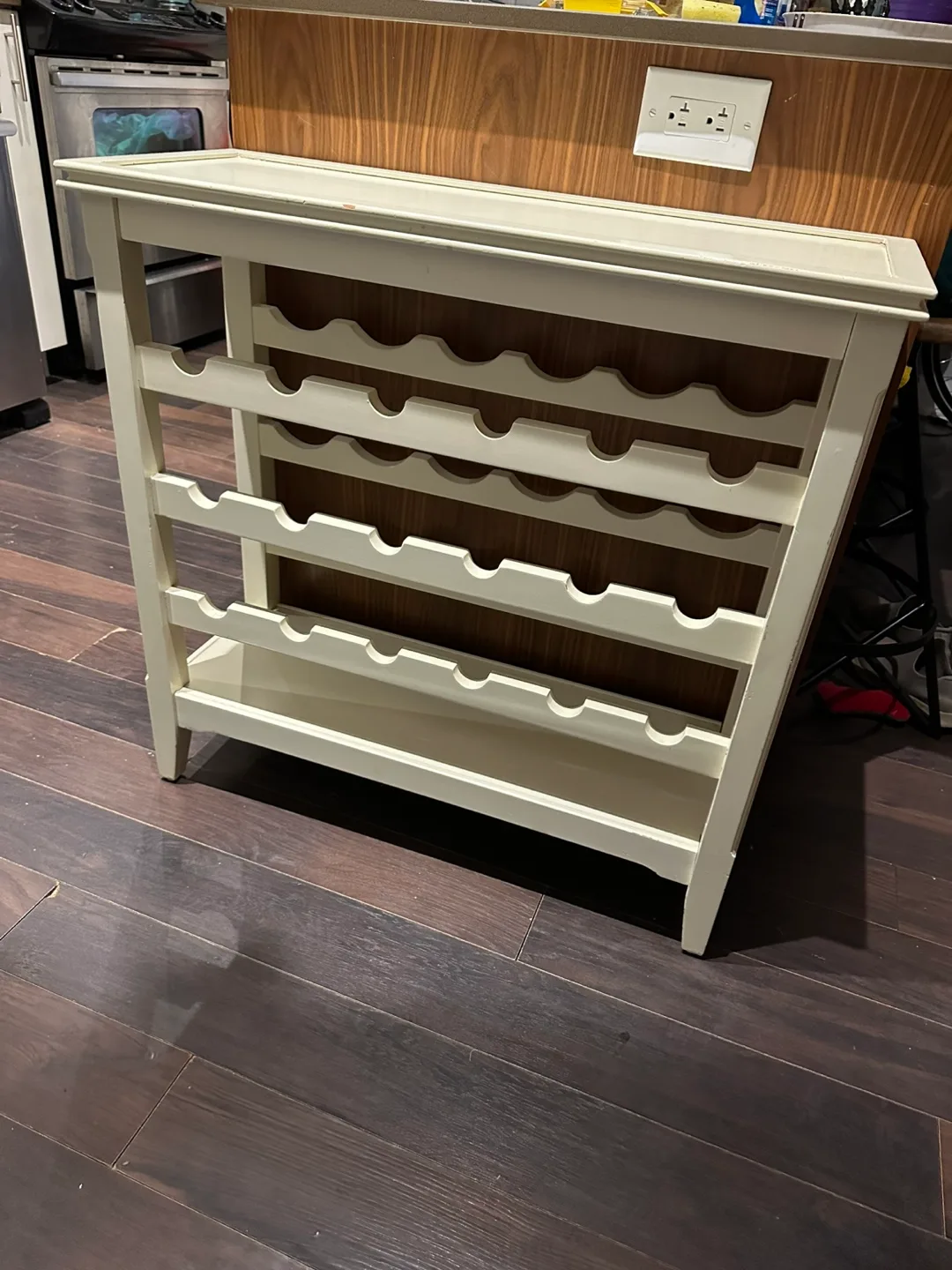 Wine rack holds 18 bottles image indicator(2)