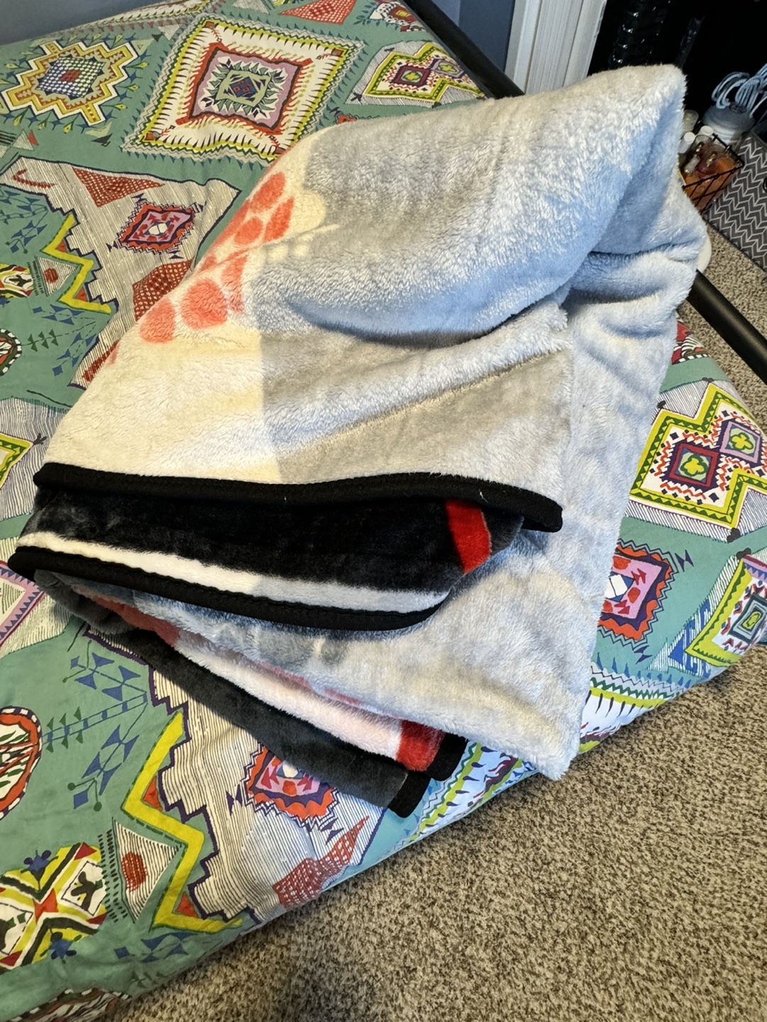 Large/Queen size Blanket