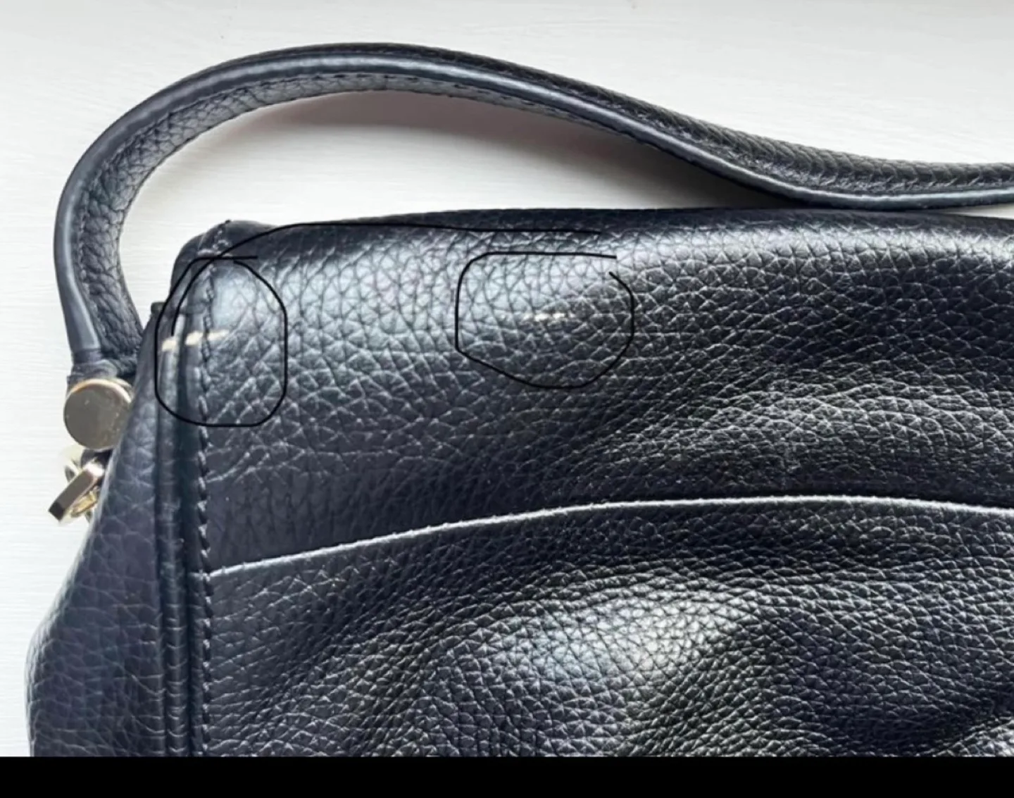 Kate Spade Black Leather Handbag image indicator(5)