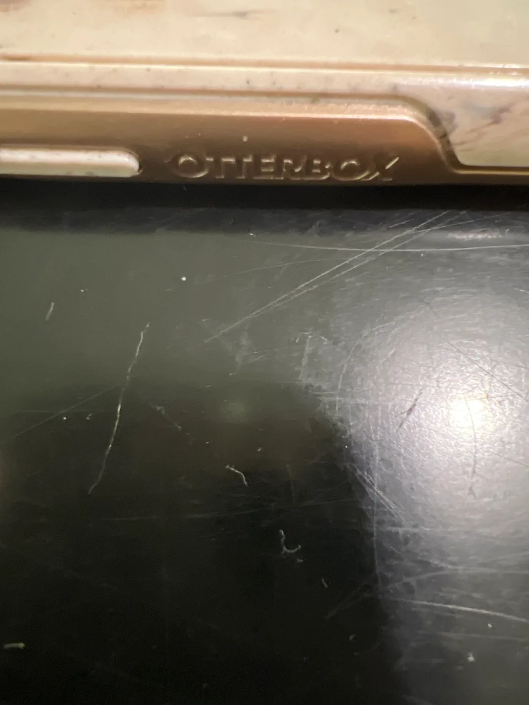 Tech21 & Otterbox Phone Cases & Airpod Cases image indicator(4)