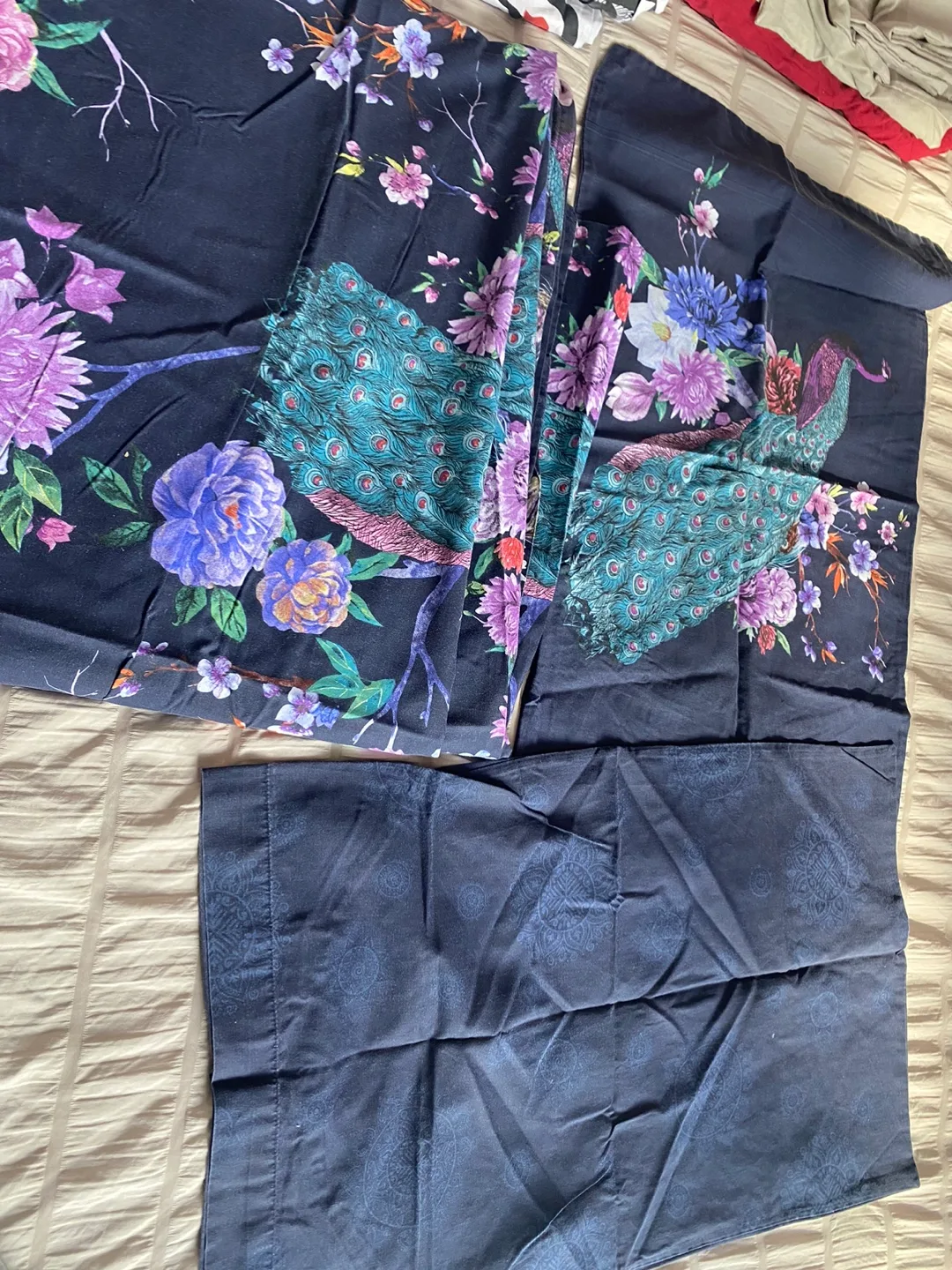#freecycle Queen size duvet cover + 2pillow cases thumbnail