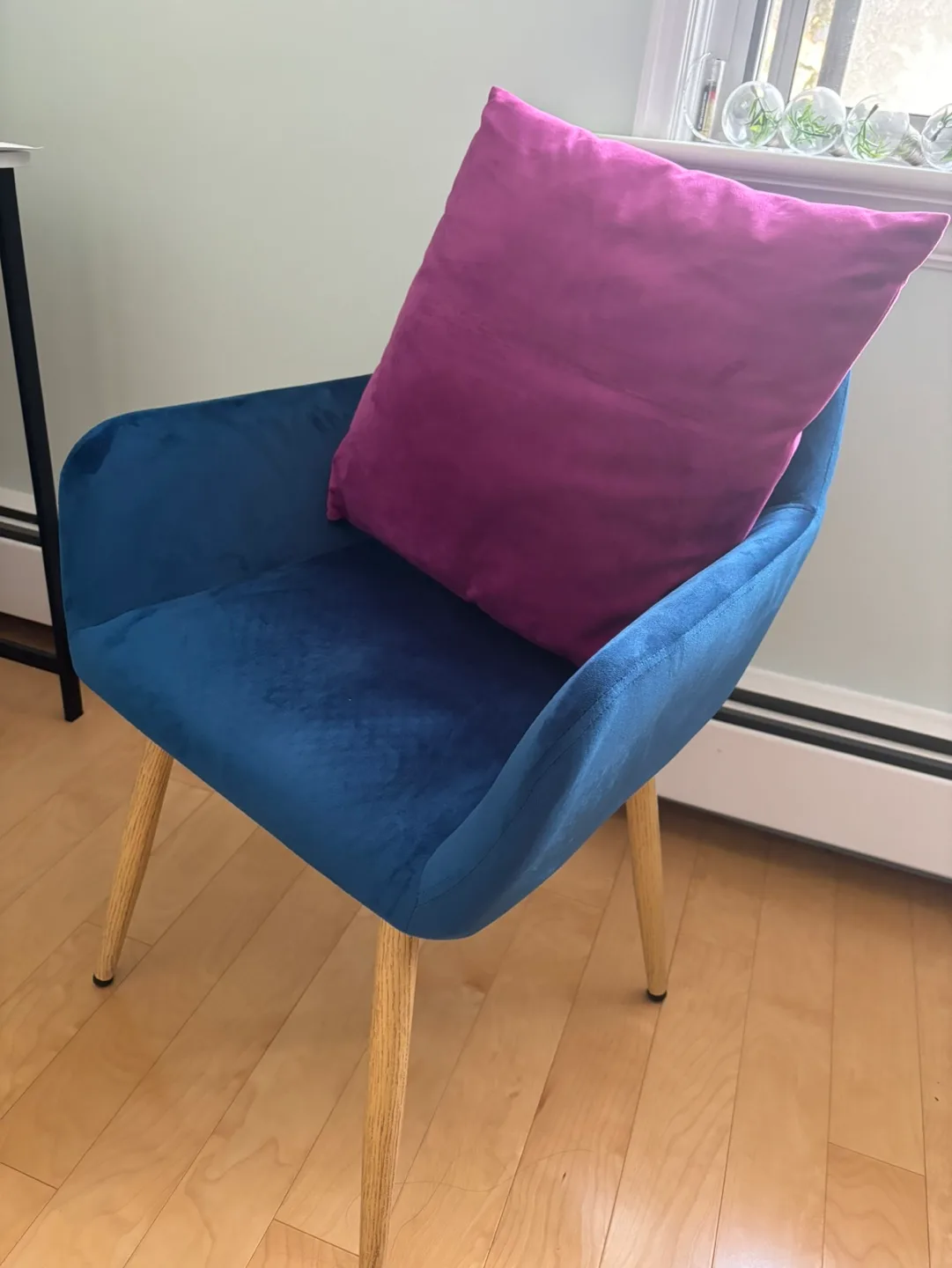 Blue Velvet Accent Chair thumbnail