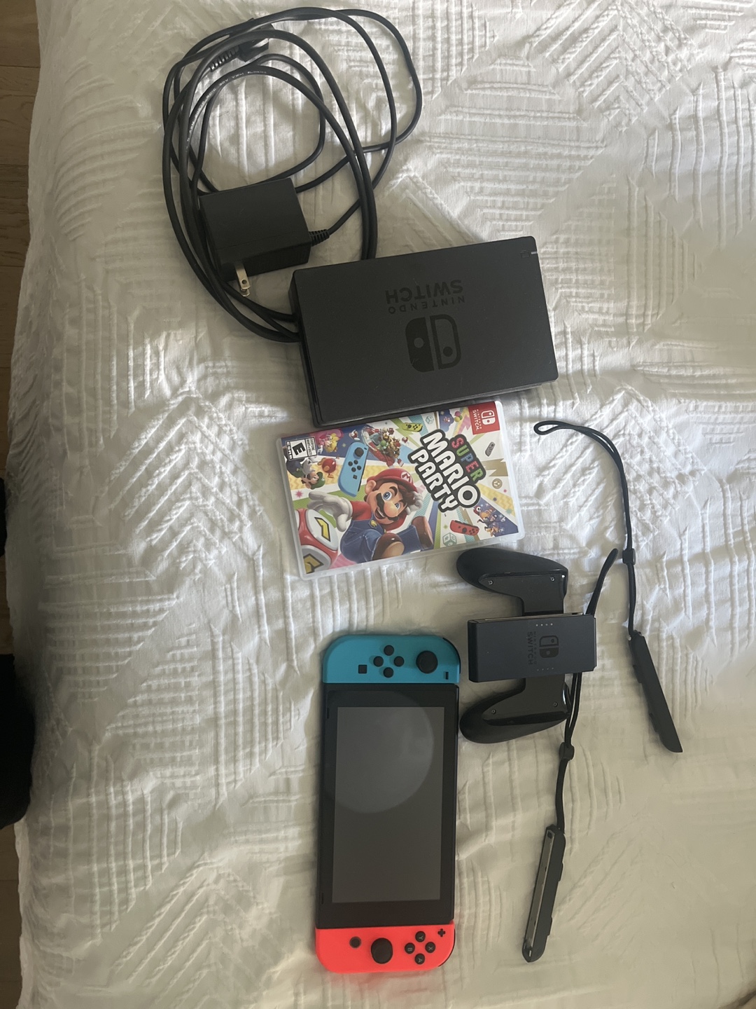 Nintendo Switch Console with Game - photo 2