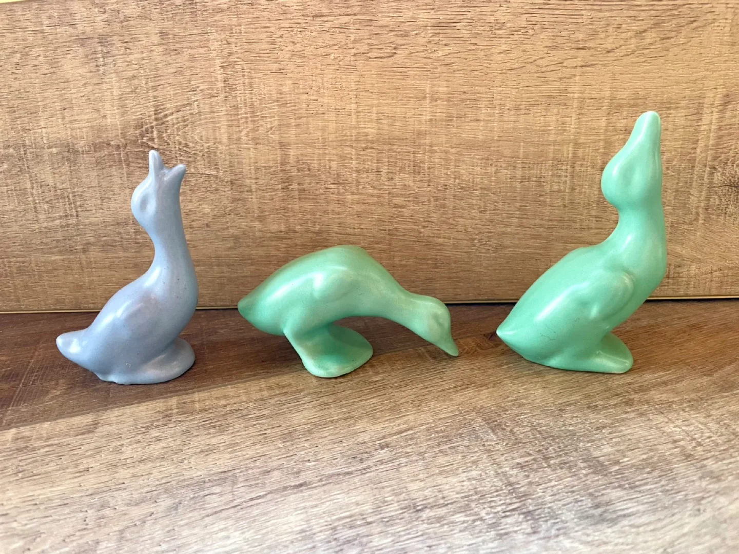 Vintage BAUER POTTERY California Art Pottery Duck Figurines image indicator(2)