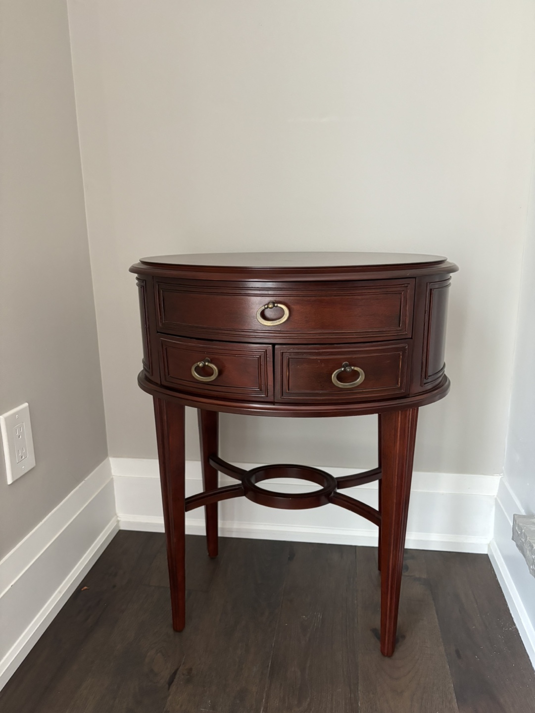 Two accent end tables - photo 3