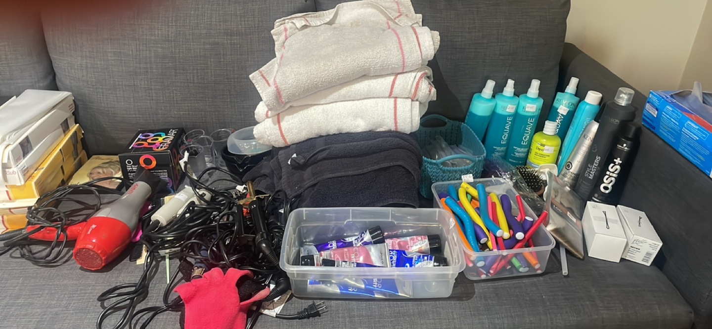 Content and garage sale  Sunday 27th 9am to 1pm