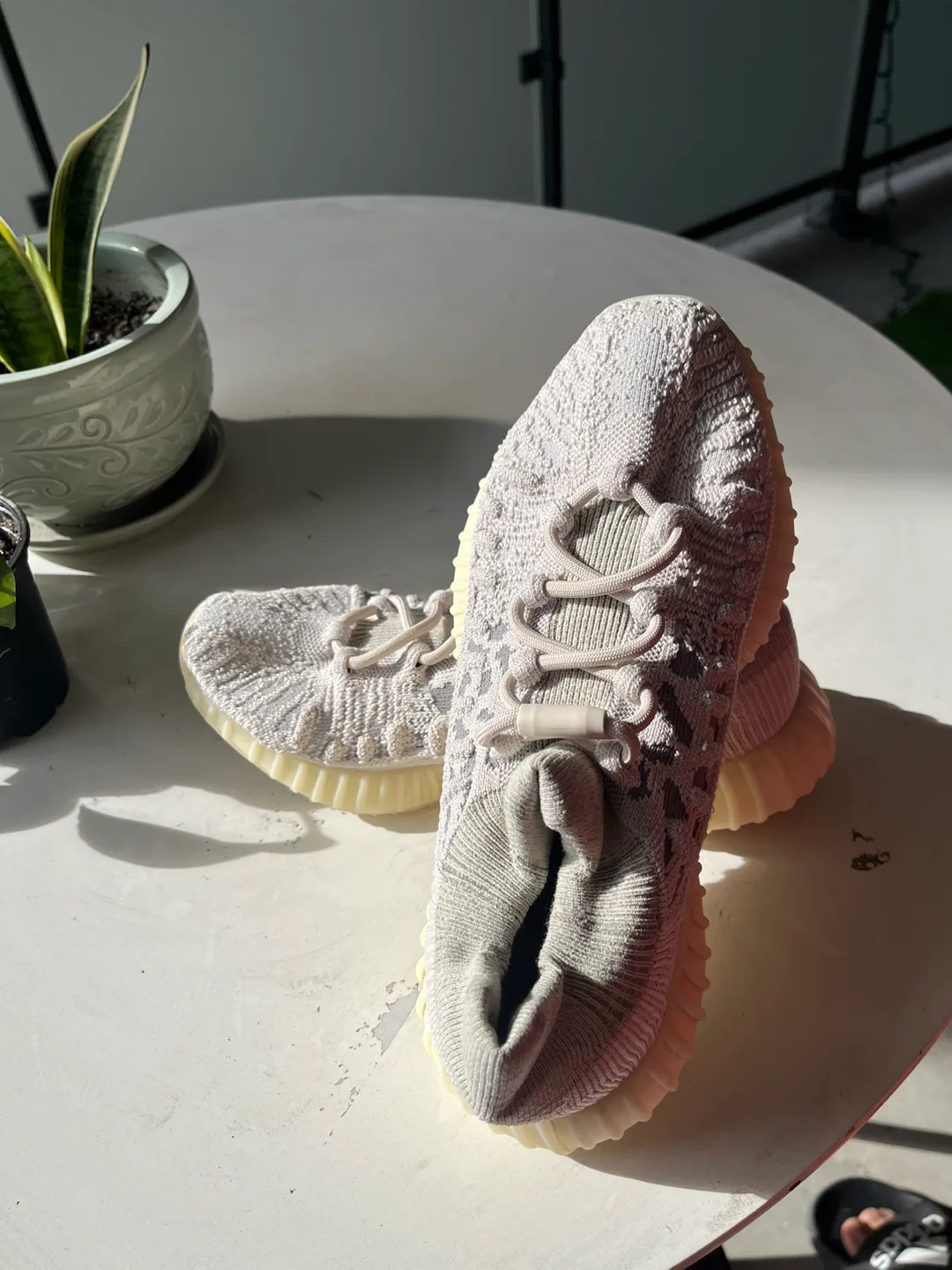 YEEZY BOOST 350 V2 CMPCT KNIT ADIDAS TRAINERS image indicator(2)