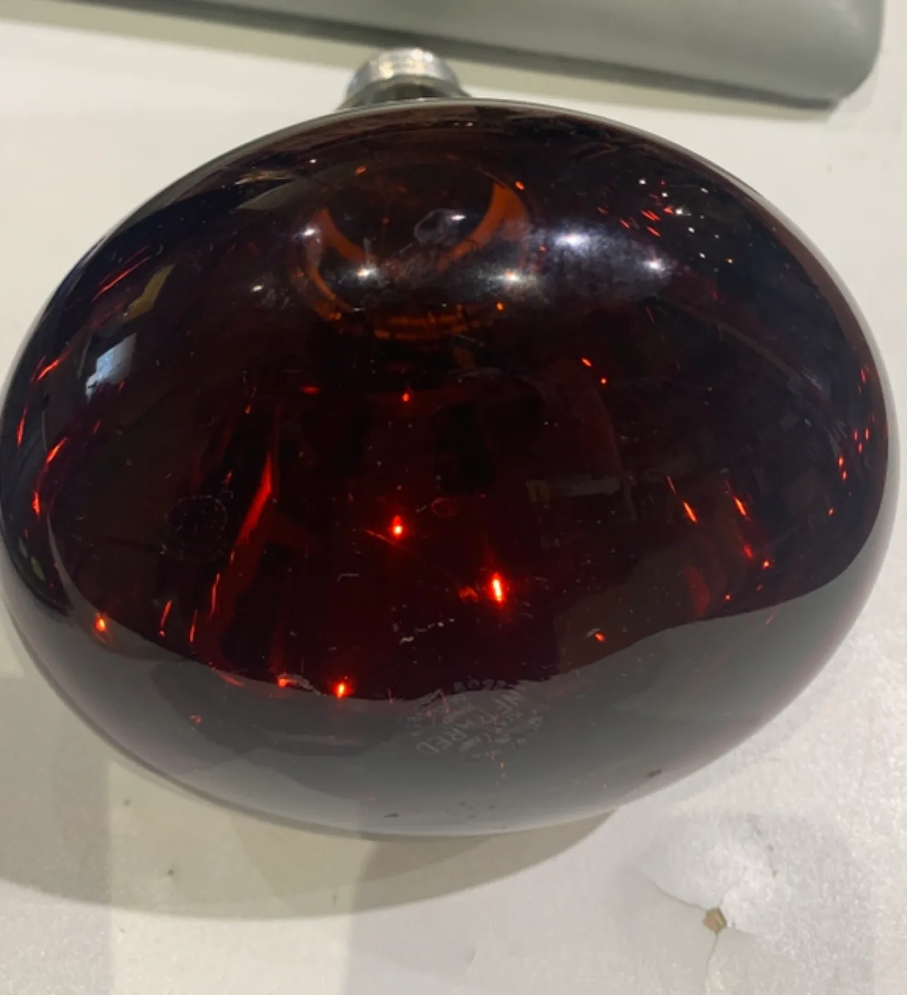 Sylvania 250R40/15 250W Red Heat Lamp image indicator(2)