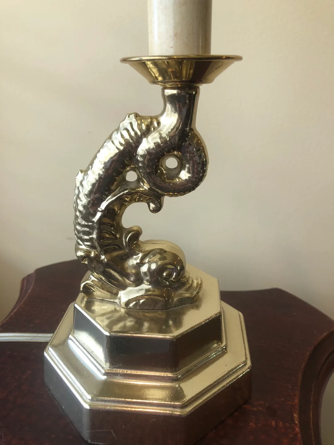 Koi Fish Table Lamp image indicator(2)