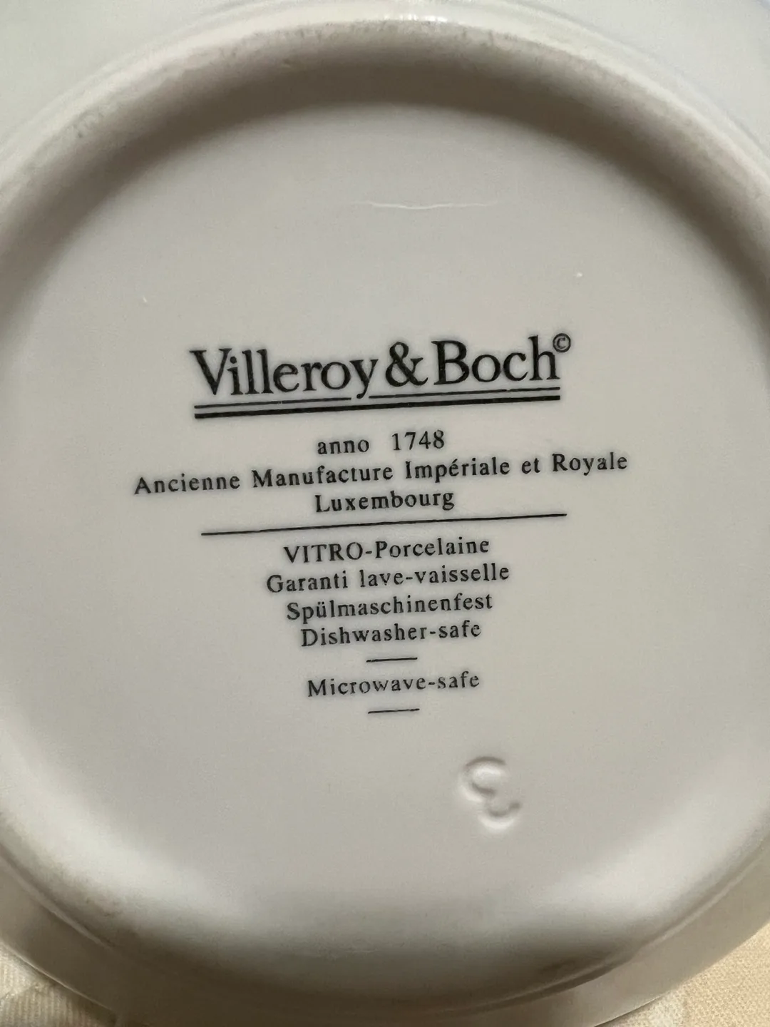 Villeroy & Boch White Teapot image indicator(2)