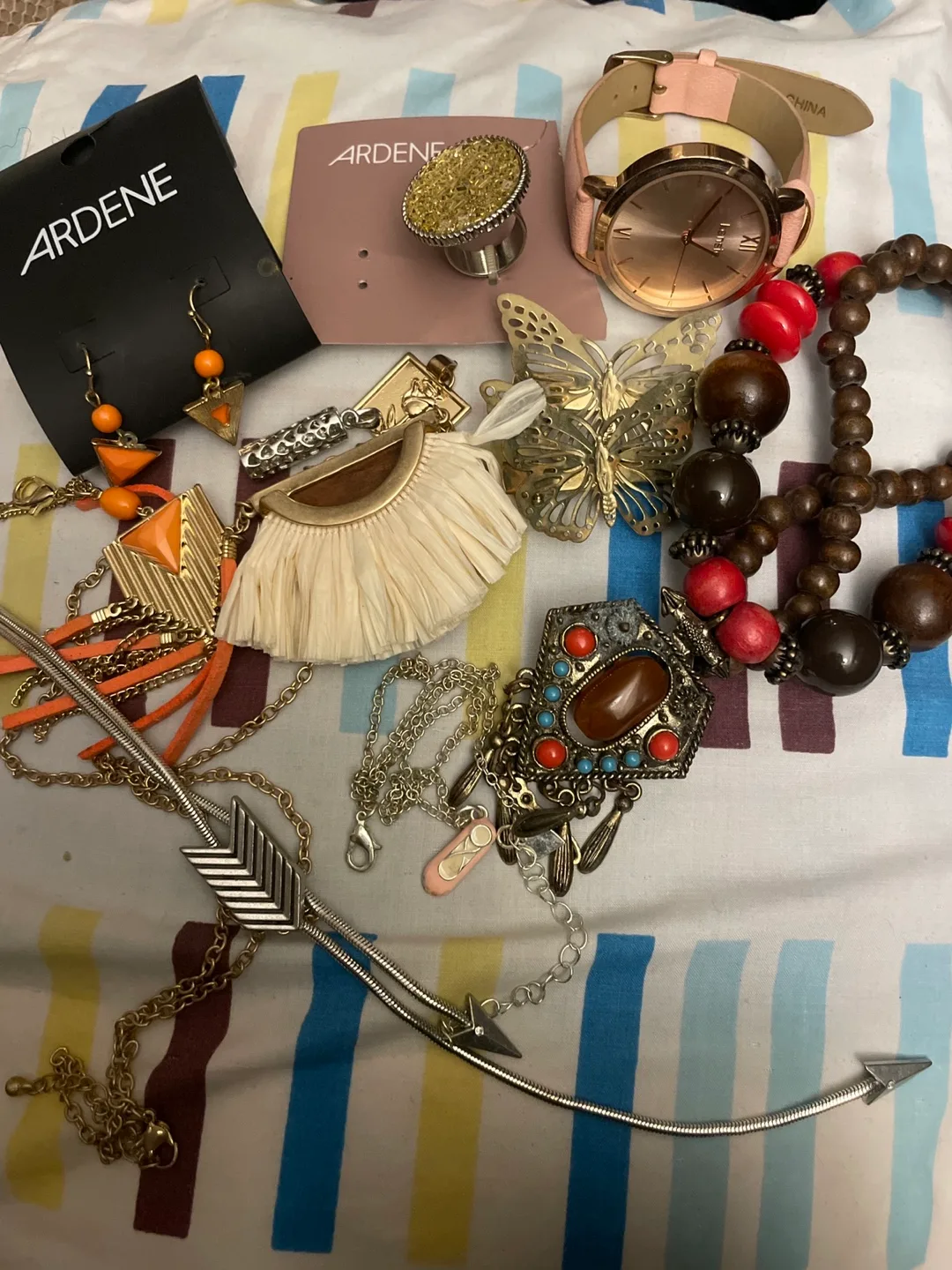 Assortment of Women's Jewellery #freecycle thumbnail